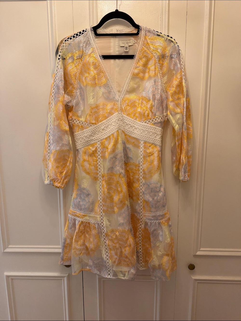 Ted Baker Yellow & White Lace-Trim V-Neck Floral Tunic Dress